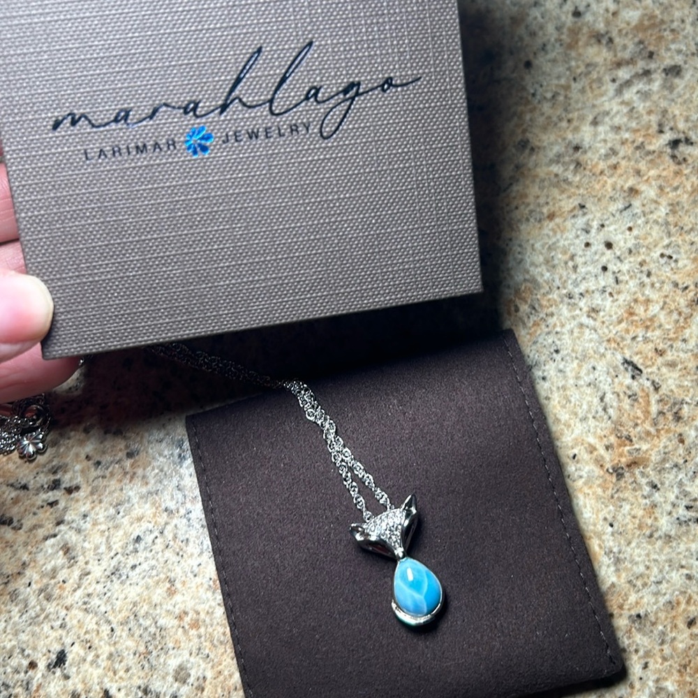 NEW Marahlago Larimar Fox pendant necklace
